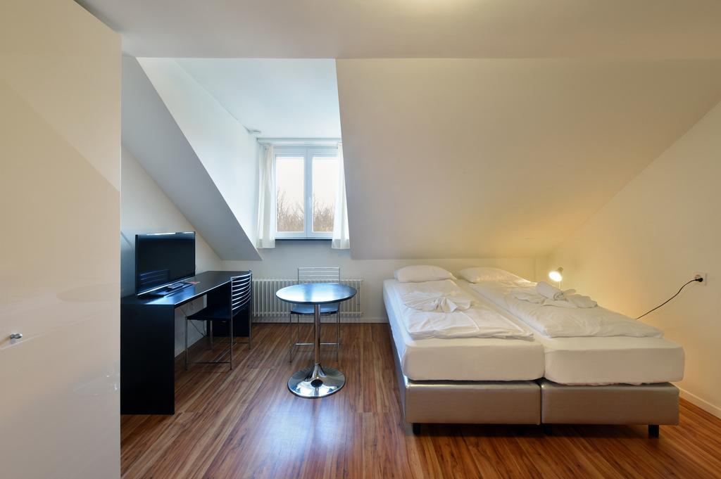 Swiss Star California - Self Check-In Apartment Цюрих Екстериор снимка